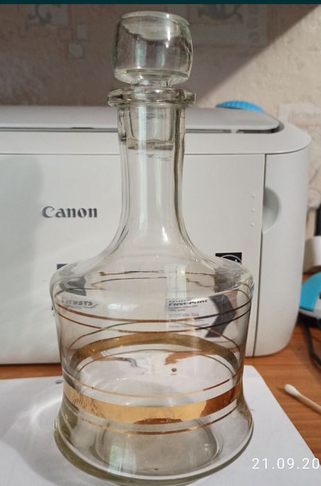 Графін з тонкого скла з позолотою на 1 литр, з пробкою,