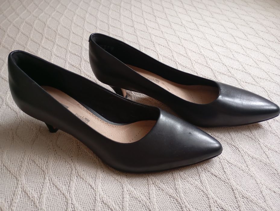 CLARKS 39,5 24.5cm skóra NOWE Półbuty klasyczne Linvale Jerica