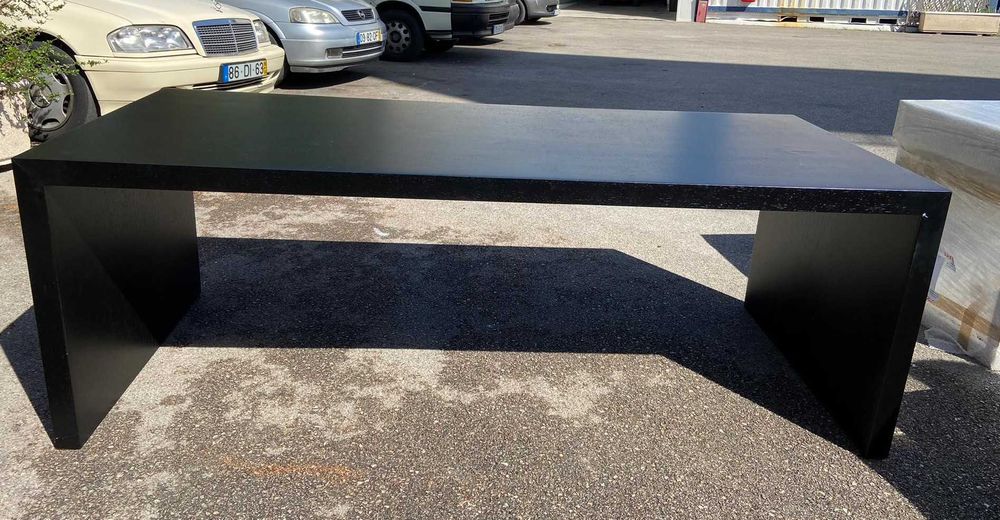 Mesa/Secretaria preta