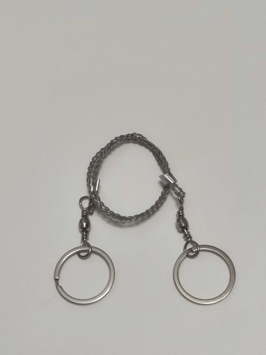 Пилка струна похідна для відпочинку