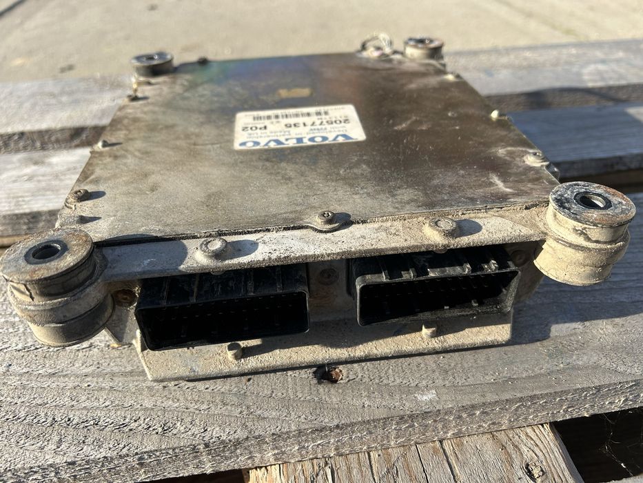 Sterownik silnika ECU D6D EJE2 koparka volvo EW160B