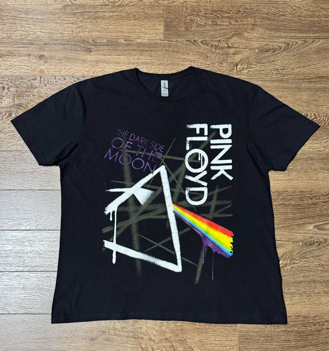Футболка Gildan ( Pink Floyd).