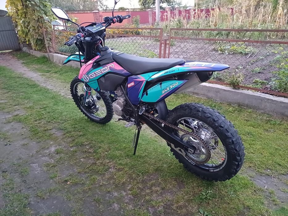 Geon Dakar GNS 300