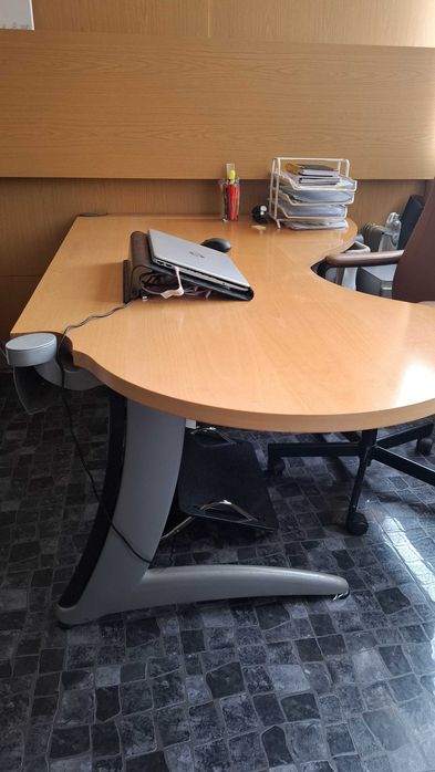 Vendo mobiliário de escritório