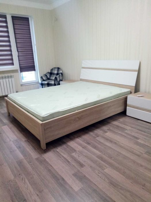 Продам велику  квартиру Вишневе