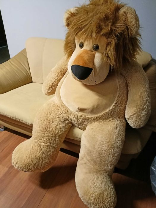 Wielka maskotka LEW 140 cm.