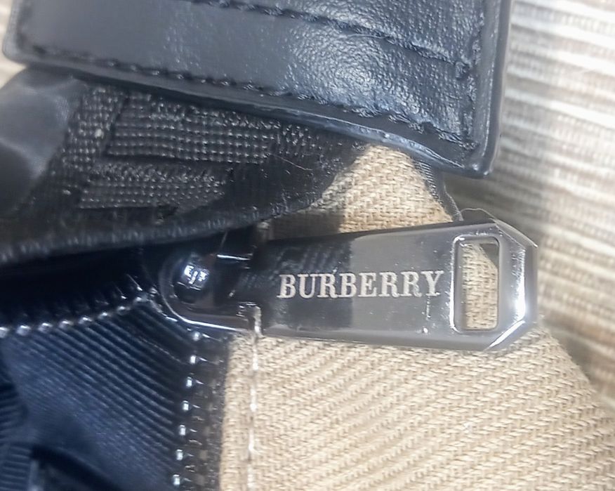 Oryginalna saszetka na pas nerka BURBERRY