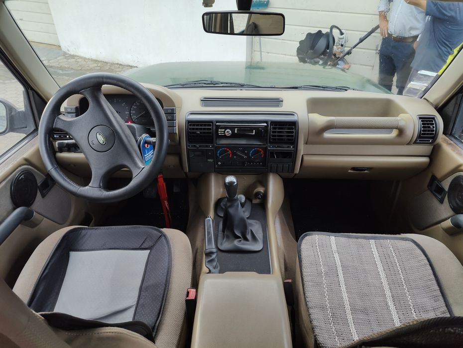 Land Rover discovery 300