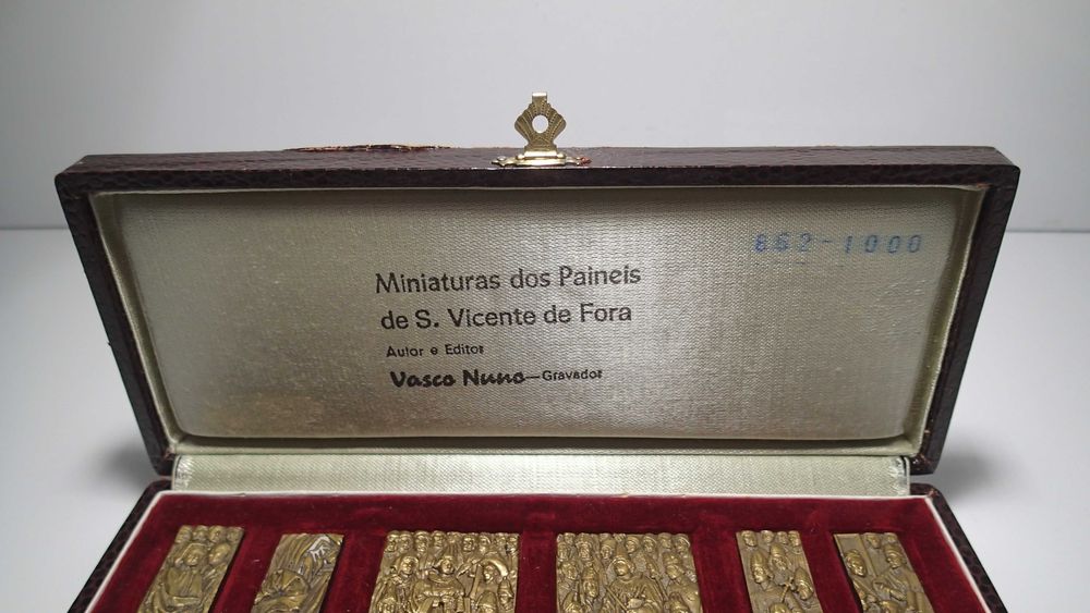 Miniaturas em Bronze dos Painéis de São Vicente de Fora