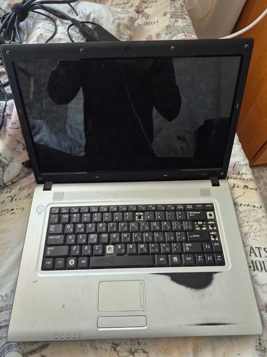 Ноутбук samsung np r519 xa02ru (не робочий)