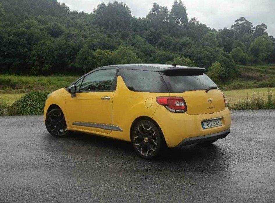 Carro Citroe DS3
