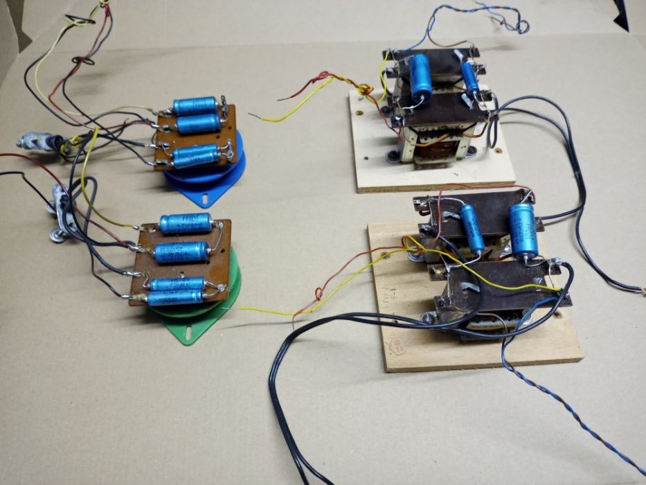 Zwrotnice TVF 21 do kolumn głośnikowych