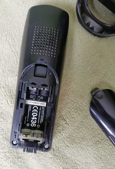 Telefon bezprzewodowy Panasonic kx-tca122fxt