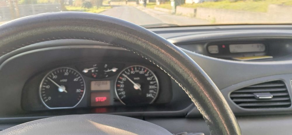 Renault laguna 2004