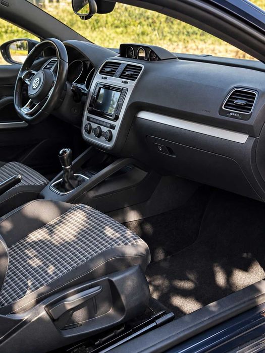 Volkswagen Scirocco 2.0 TSI 180cv