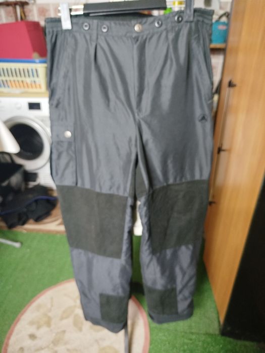 Spodnie sportowe męskie