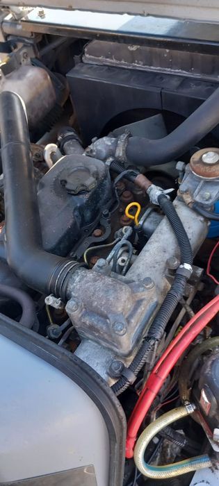 Empilhador Nissan 2.5t