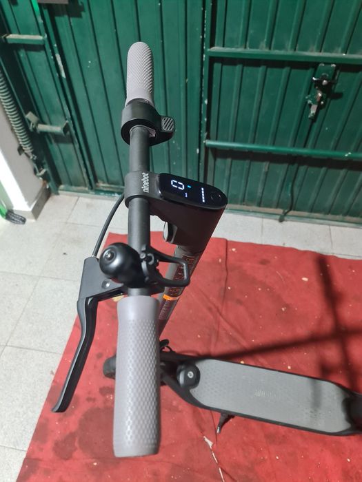 Vendo 2   trotinete ninebot