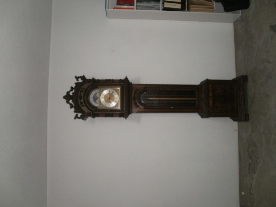Relógio de sala/ relógio torre
