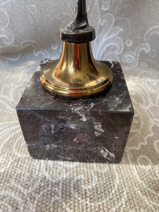 Жінка янгол перемога