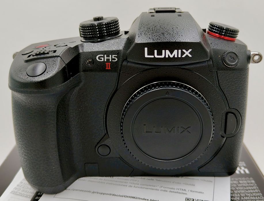 Panasonic Lumix GH5 Mark II z gwarancją i klatką Smallrig