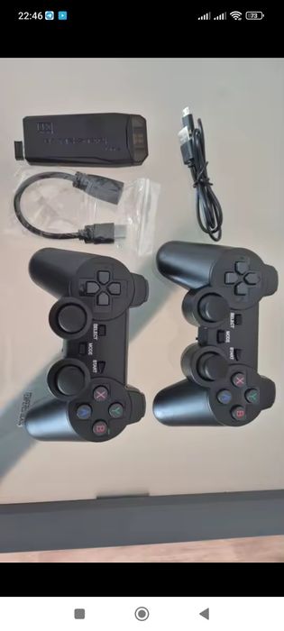 Игровая приставка M8 64gb и 2 беспроводных джойстика,