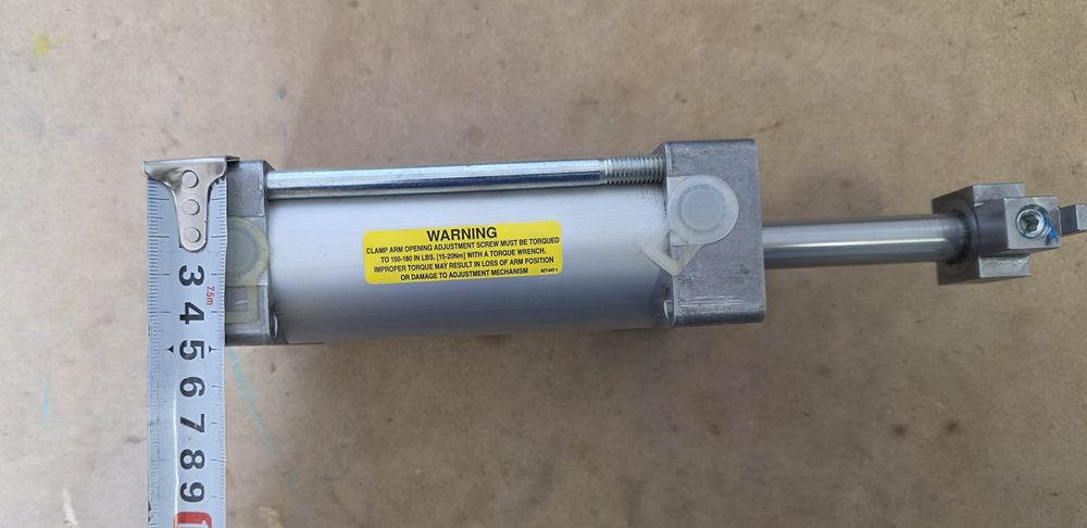 Siłownik pneumatyczny DESTACO