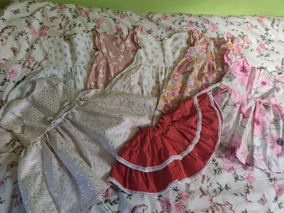 Sprzedam pakę ubranek 86-92