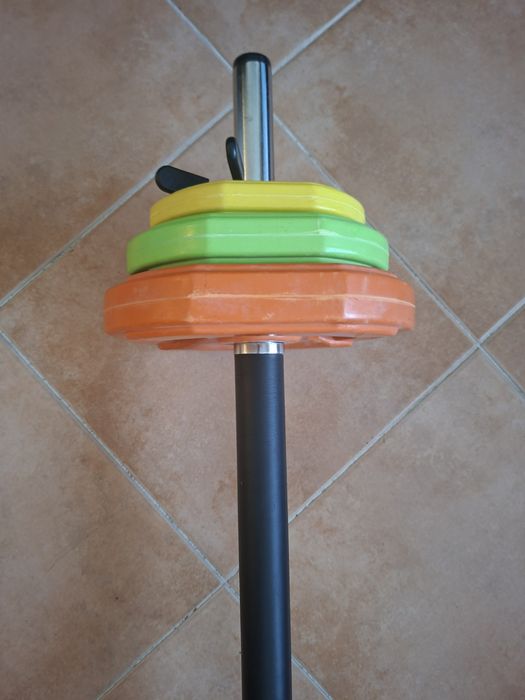 Vendo Kit bodypump de ginásio + oferta step