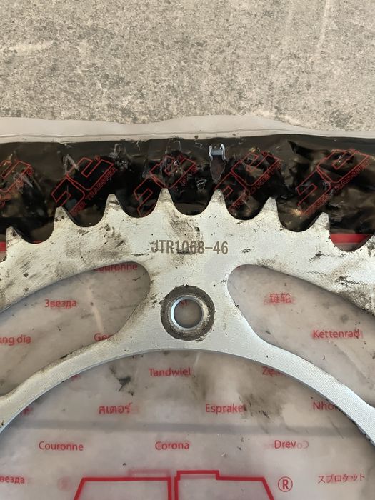 Zębatka STUNT JT Sprockets JTR1068-46 yamaha honda kawasaki hyosung
