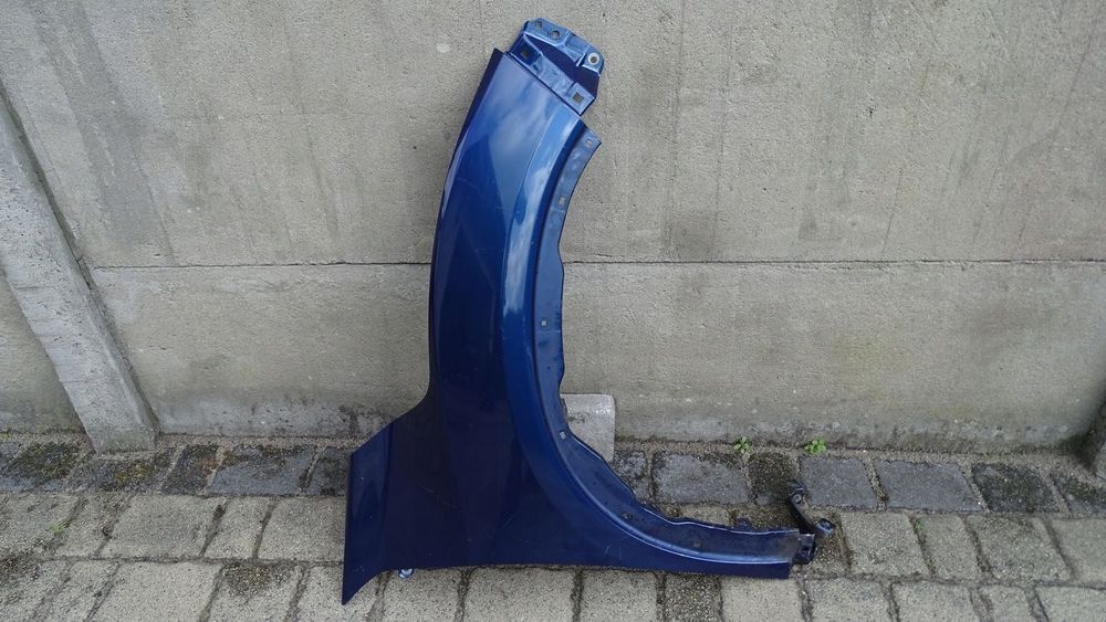 HONDA HR-V 15r - błotnik przedni prawy