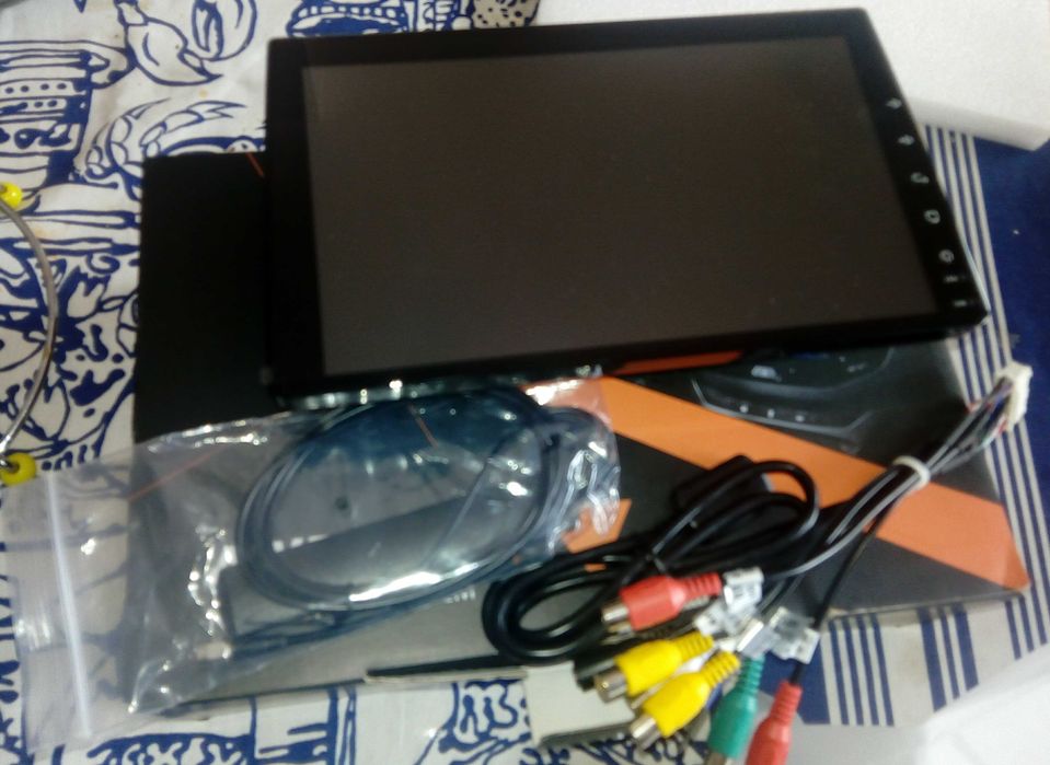 Rádio com sistema de navegação