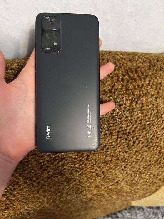Продам телефон Redmi Note 11