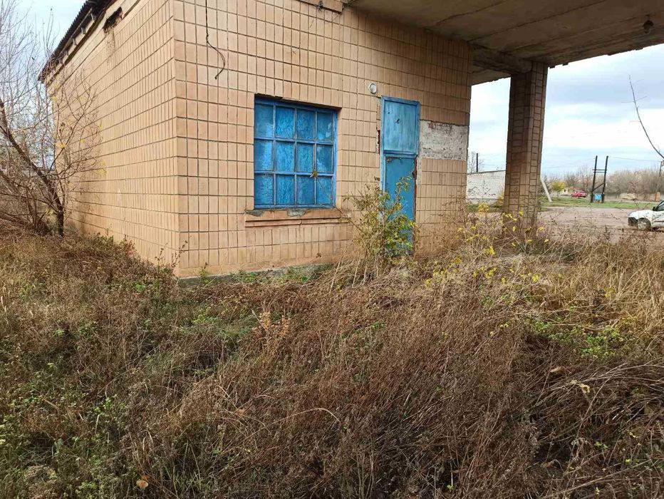Продається будівля смт Вільшанка Голованівський район Кіровоград.обл.