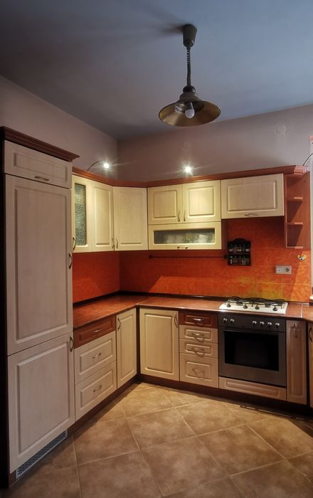 Meble kuchenne ze sprzętem