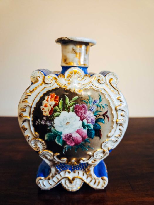 Ręcznie malowana waza porcelanowa waza XIX w.