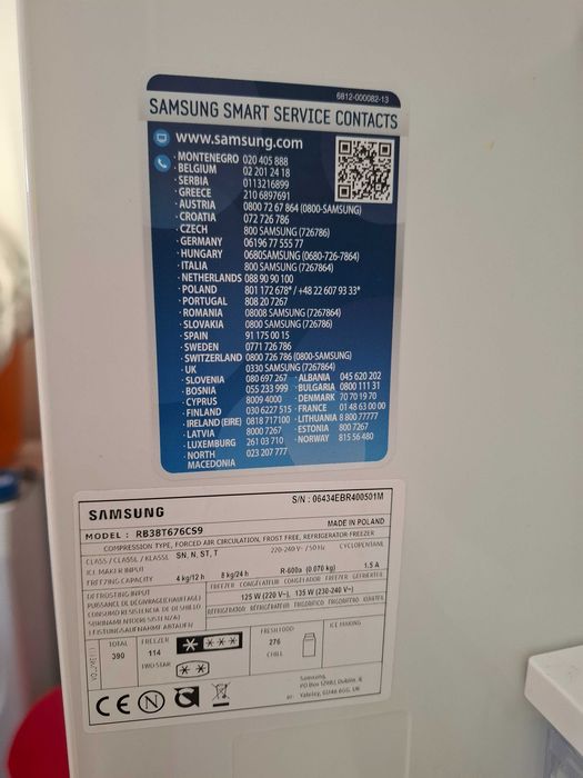 Frigorífico combinado Samsung Nofrost 390L - Inox (Modelo RB38T676CS9)