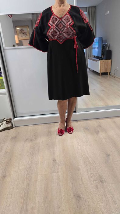 Вишита сукня, вишите плаття, сукня з вишивкою