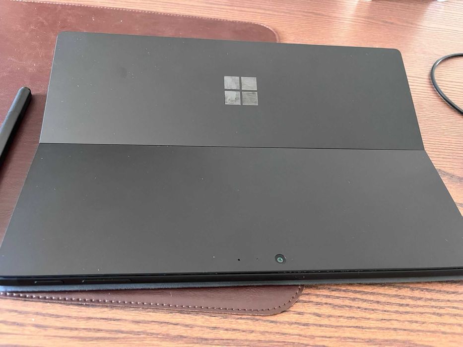 Surface Pro 6 - Black