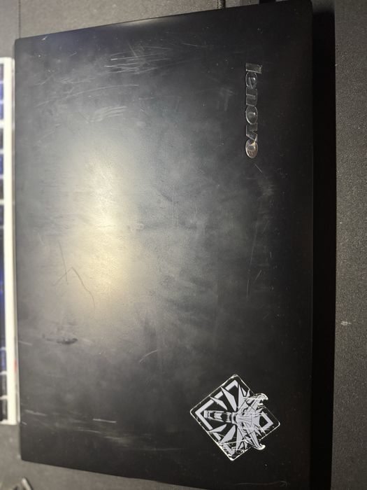 Sprzedam laptop lenovo