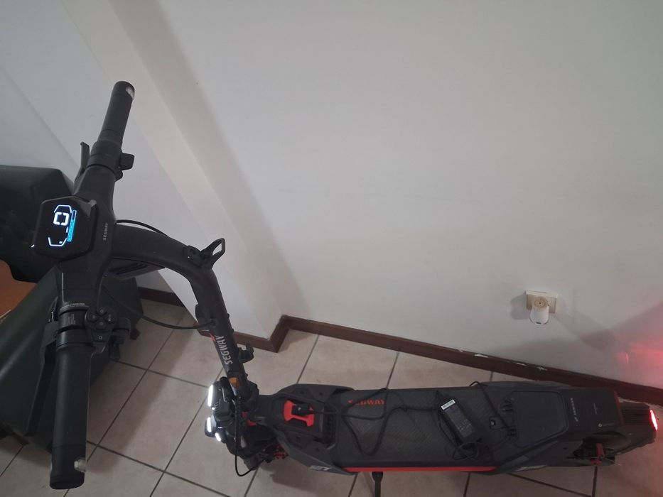 Trotinete Segway ZT3 PRO (Aceito pagamento Klarna)