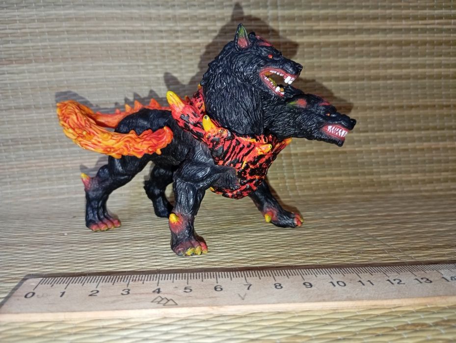 Schleich дракони та Цербер оригінальні колекційні фігурки fantasy