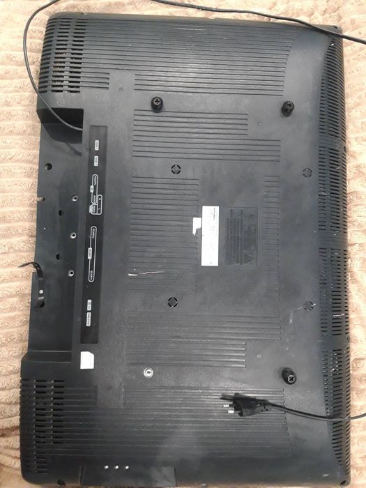 Телевизор Shivaki  LCD-3262 діагональ 32 дюйми
