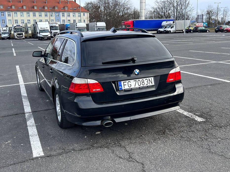 BMW E60/E61 520d xenon