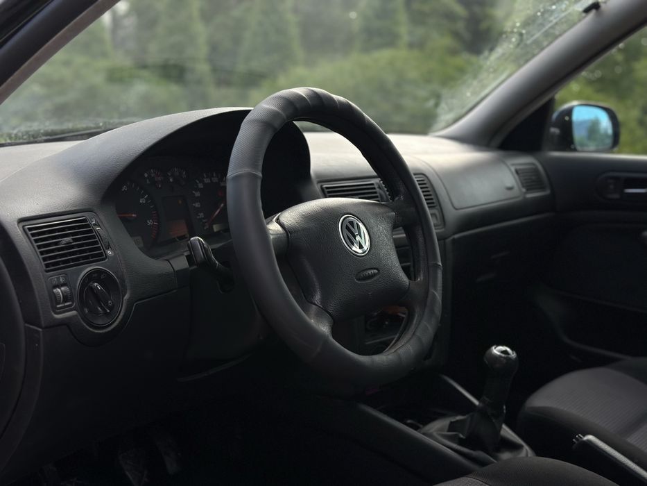 Продам Volkswagen Golf 4 Нерозмитнена для ЗСУ