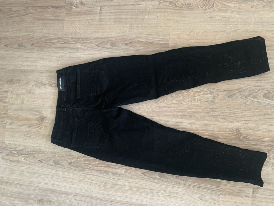 slim fit jeans dirty money