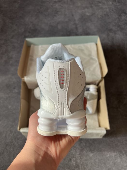 Кросівки Nike Shox R4 white