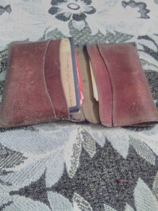 Срочно!Раритетный кожаный портмоне! Приблизительно 40-50 года ,прошлый