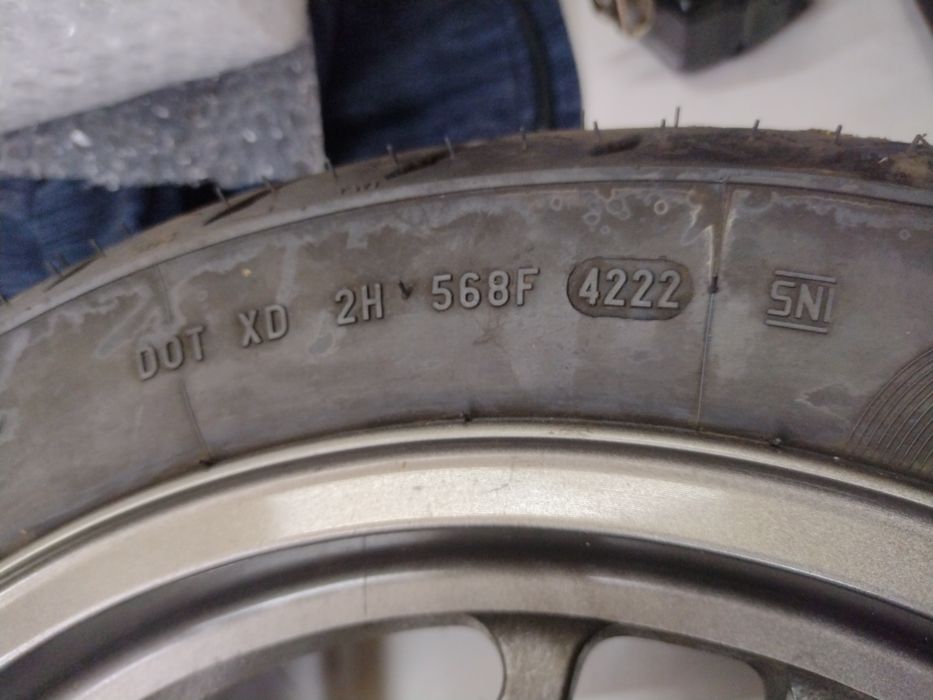 Koło przód Suzuki Burgman K7