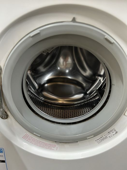 Стиральная машина Electrolux 5 кг.EWS10410W.Гарантия!